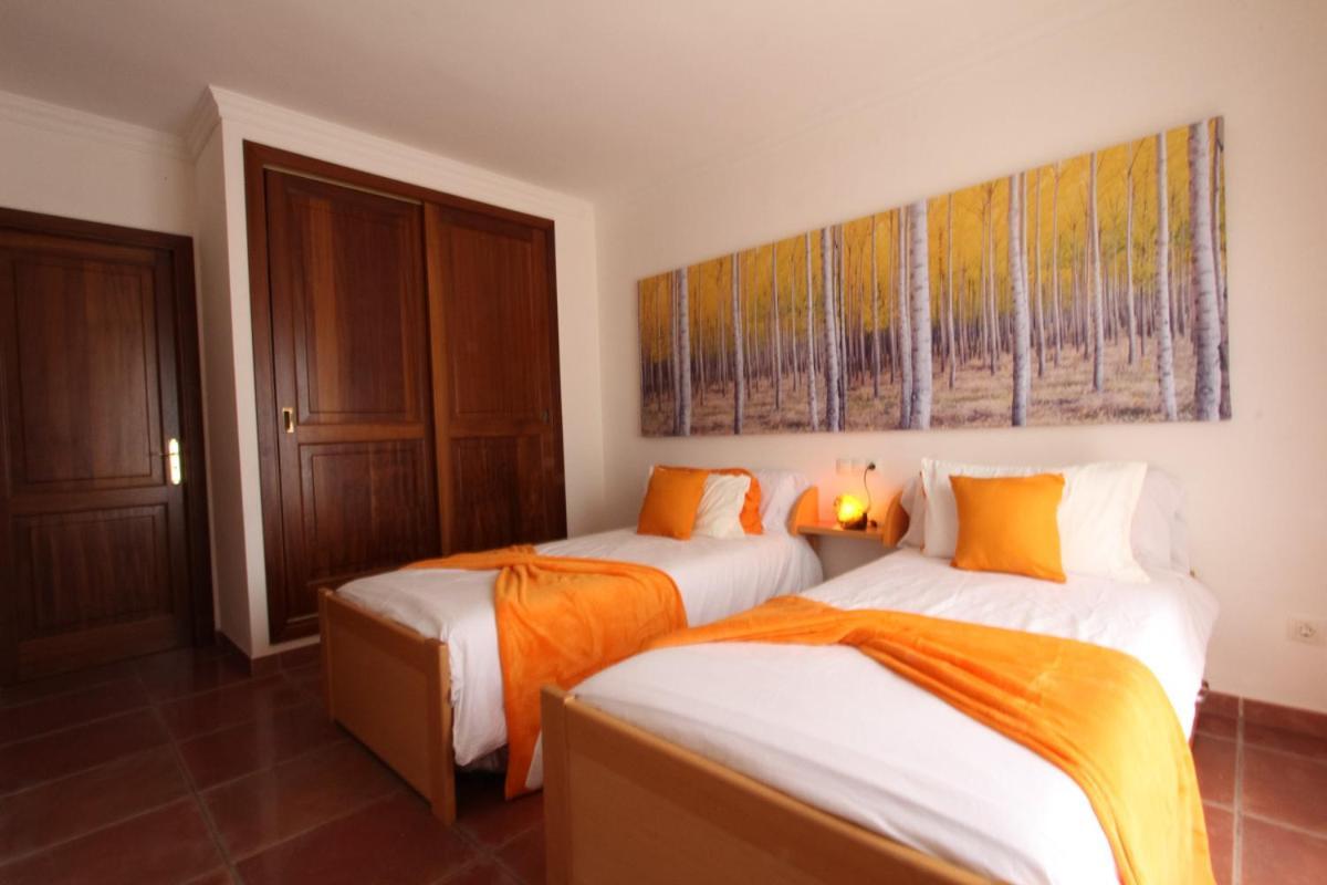 Villa Puerto Adriano El Toro  Bilik gambar