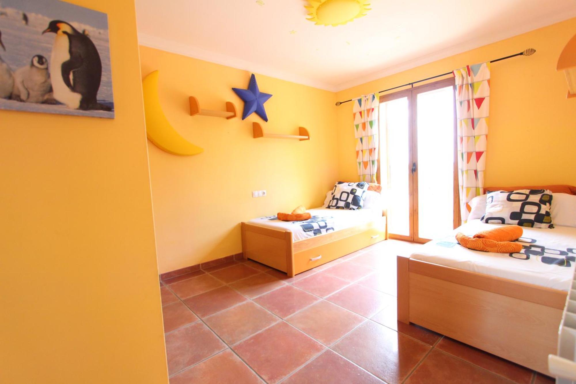 Villa Puerto Adriano El Toro  Bilik gambar